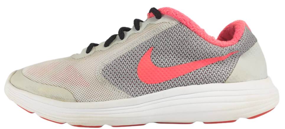 Nike Revolution 3