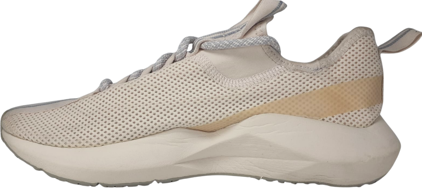 Reebok Vectech (video attached)