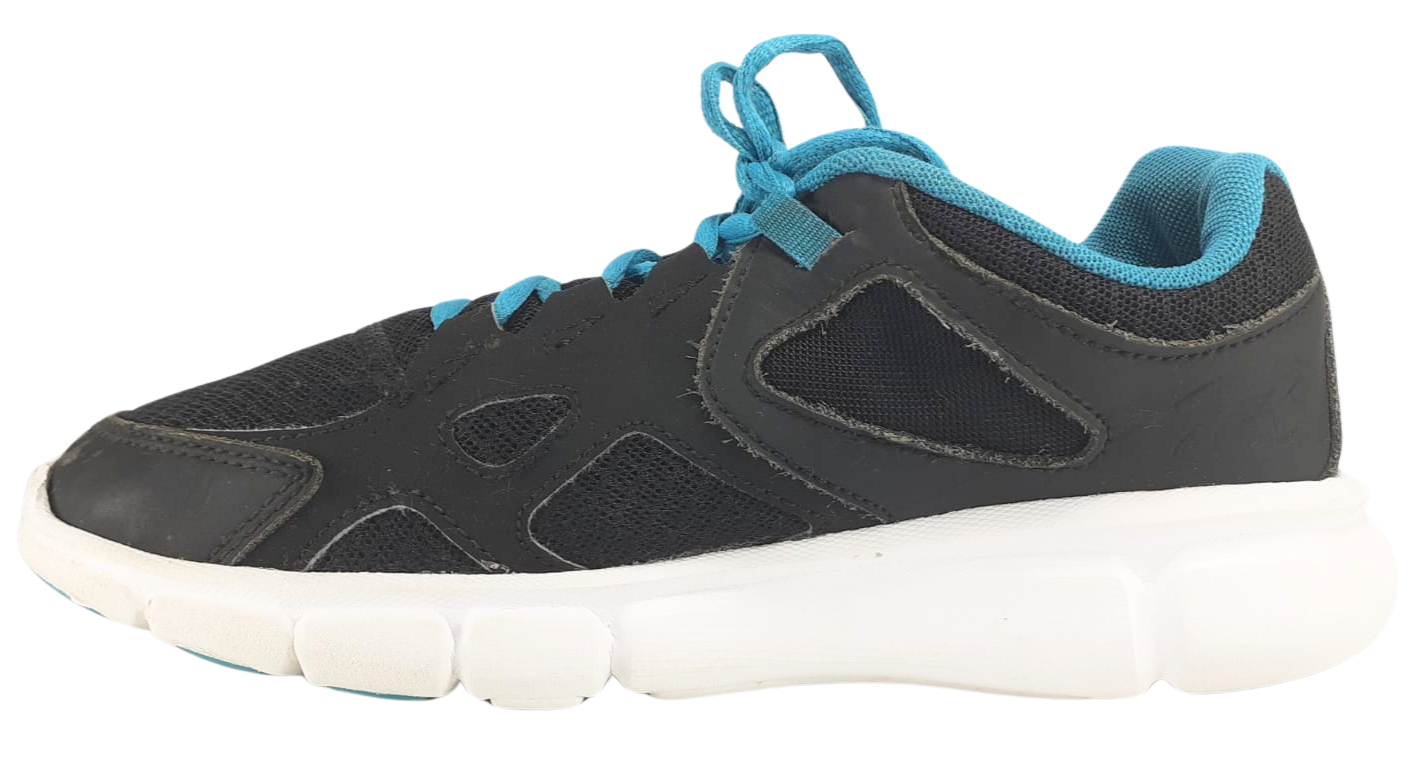 Under Armour Thrill Sneakers