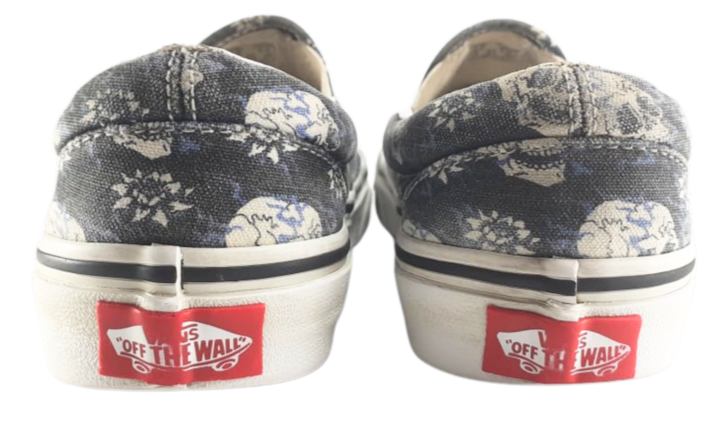 Vans Classic Slip On Flash Skulls Black White