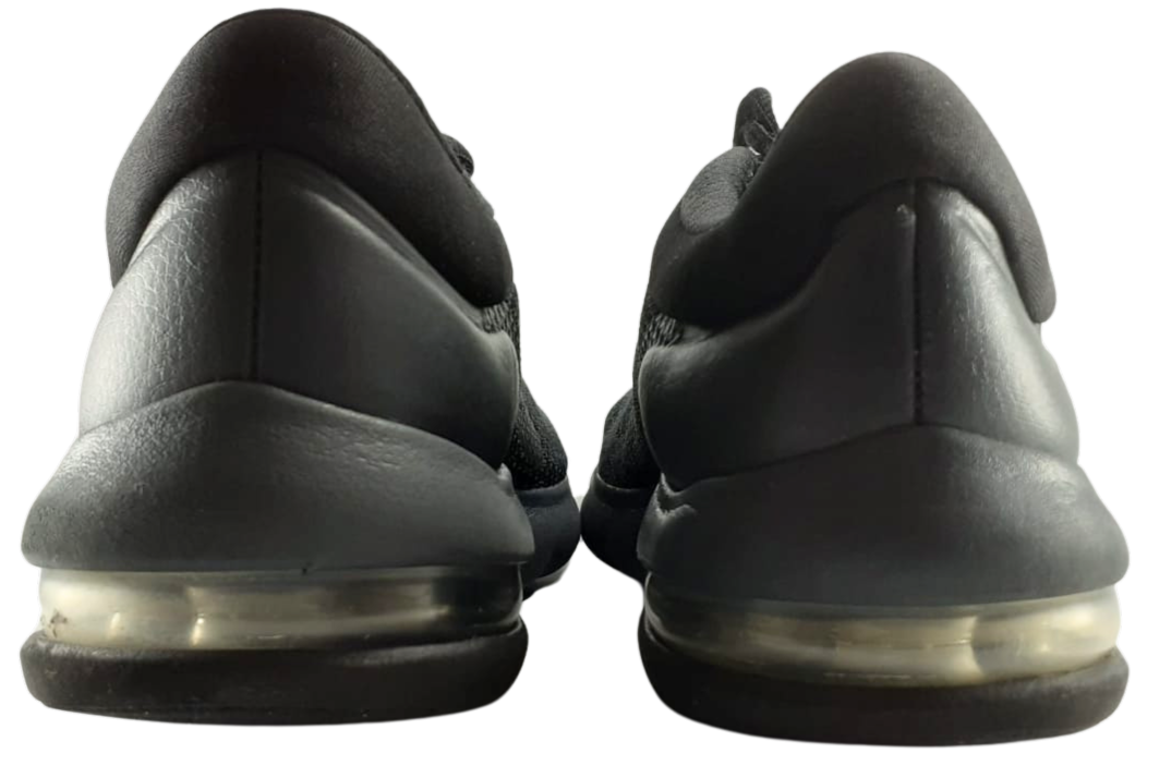 Nike Air Max Advantage