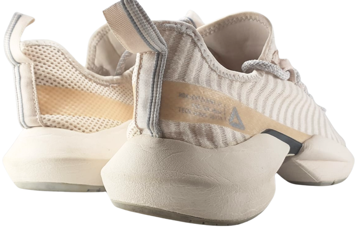 Reebok Vectech (video attached)
