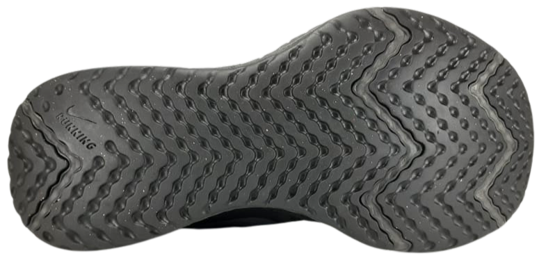 Nike Revolution 5 (video attached)