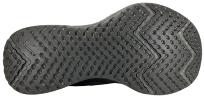 Nike Revolution 5 (video attached)