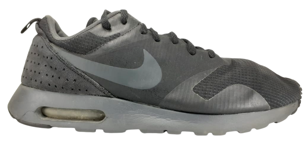 Nike Air Max Tavas (video attached)