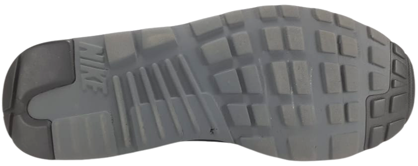 Nike Air Max Tavas (video attached)