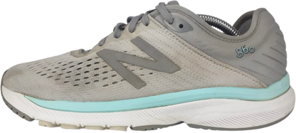 New Balance 860 v10 (video attached)