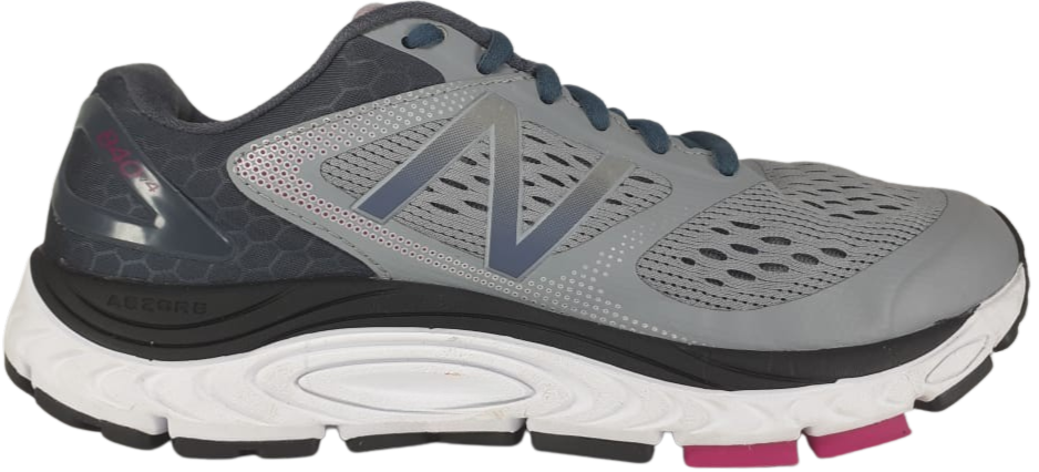 NEW BALANCE 840V4 (video attached)