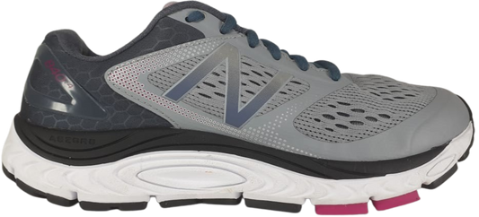 NEW BALANCE 840V4 (video attached)
