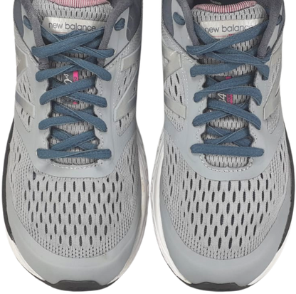 NEW BALANCE 840V4 (video attached)