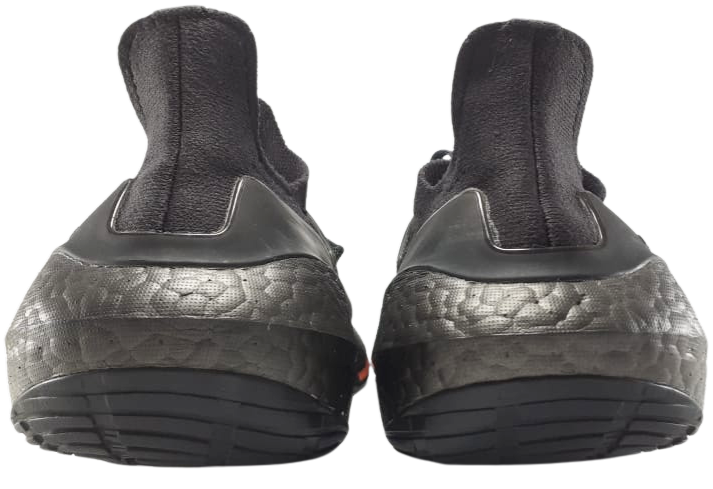 Adidas Ultraboost 21 (video attached)