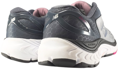 NEW BALANCE 840V4 (video attached)
