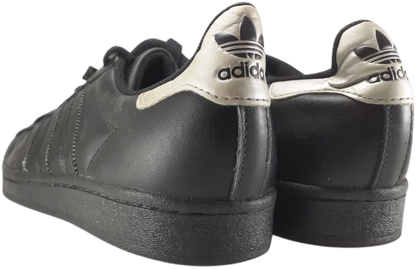 Adidas Superstar (video attached)