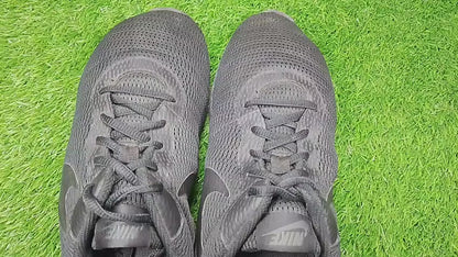 Nike Tanjun (video attached)