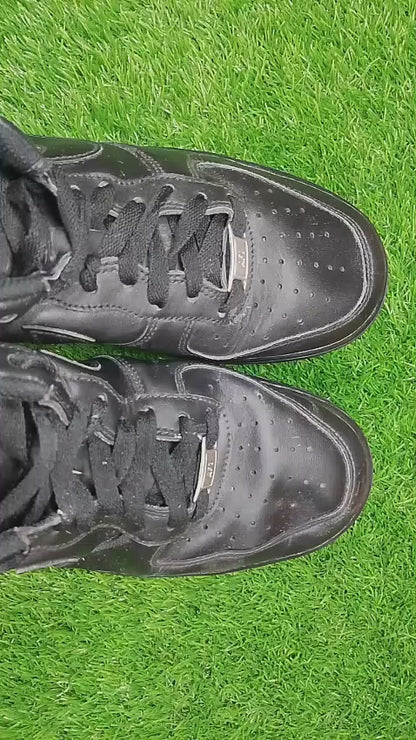 Nike Air Force 1 Low (video attached)