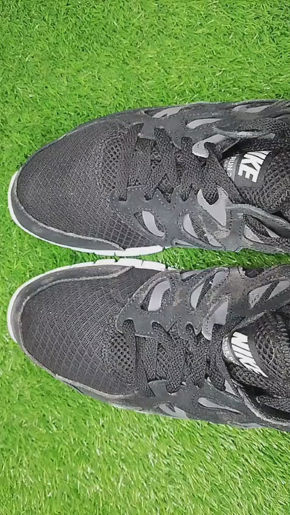 Nike Free Run 2 (video attached)