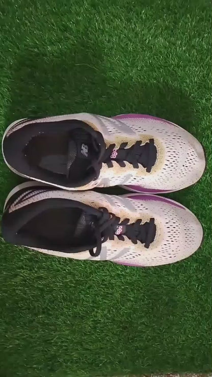 New Balance 880 V9 (video attached)