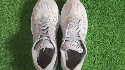 New Balance 860 v10 (video attached)