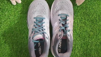 NEW BALANCE 840V4 (video attached)