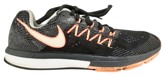 NIKE Air Zoom Vomero 10